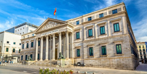 Junts y PDECat enmiendan la ley audiovisual del Gobierno para tratar de proteger el catalán
